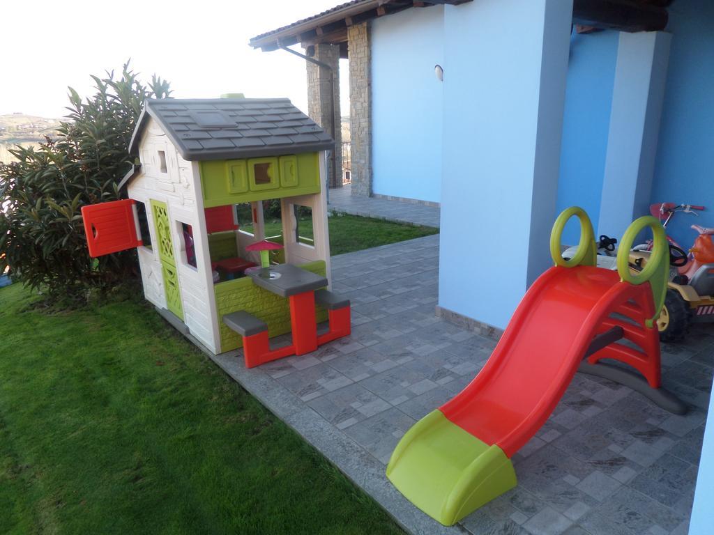 Ferienwohnung La Casa Blu Montegrosso dʼAsti Zimmer foto